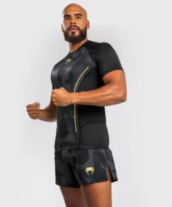 Venum Razor Rashguard Short Sleeves - MMA Factory -MMA FACTORY Shop 1 252f0 252fa 252fa 252f10aac9cca0b5df0867d56f2c17769a9e0c059527 6 b35603c8 ef06 42cf b913 e461b4ed2bbf 1080x 1