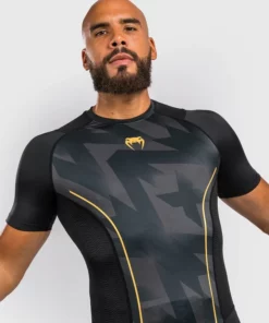 Venum Razor Rashguard Short Sleeves - MMA Factory -MMA FACTORY Shop 3 252f0 252fa 252f9 252f30a966ebda305c4273ee15c8fe0f494417de5cb9 4 96d0e2a6 43af 4247 b708 7d0f436ac0dd 720x 1