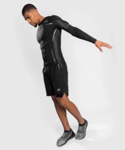 Venum Tempest 2.0 Rashguard - Long Sleeves - MMA Factory -MMA FACTORY Shop 8a854a30ca980471a7f60fc00bac72a3274b6e80 rashguards ls tempest2.0 black grey 06 1