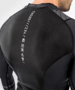 Venum YKZ21 Rashguard - Long Sleeve - MMA Factory -MMA FACTORY Shop f068c2873bafa62d846126c1a947fef7a94b2324 rash ls ykz black black 09 1