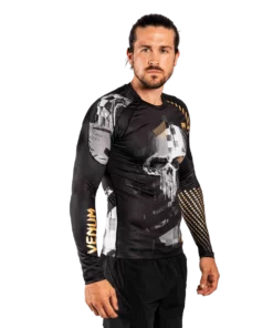 Venum Skull Rashguard - Long Sleeve - MMA Factory 15 Venum Skull Rashguard - Long Sleeve - MMA Factory -MMA FACTORY Shop rash ls skull black sd 03 1 1080x 1