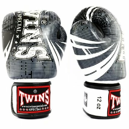Twins "Dotted" Fancy Boxing Gloves - FBGVL3-TW5 - MMA Factory 3 Twins "Dotted" Fancy Boxing Gloves - FBGVL3-TW5 - MMA Factory